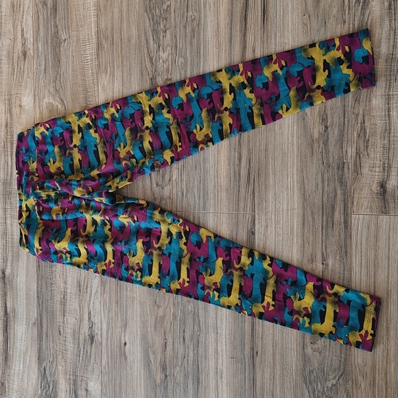 EUC Lularoe Tricolor Dachshund Print One Size Leggings - Picture 4 of 5